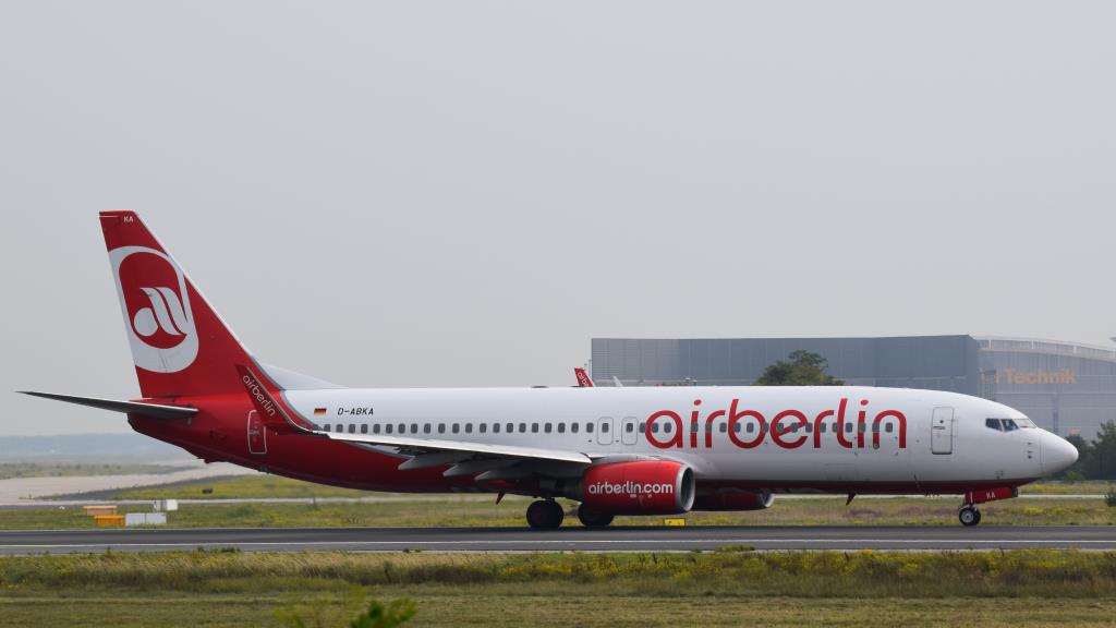 Photo of aircraft D-ABKA operated by Air Berlin
