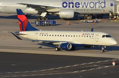 Photo of aircraft N240SY operated by Delta Connection