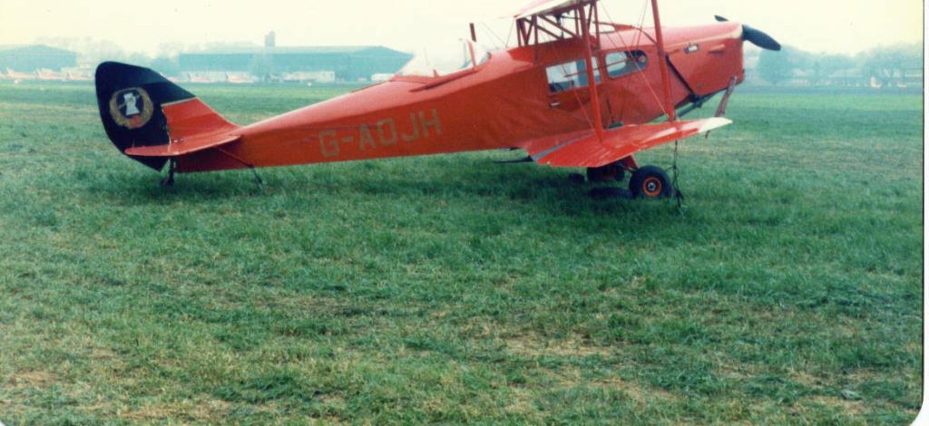 Photo of aircraft G-AOJH operated by John Shepherd Lewery