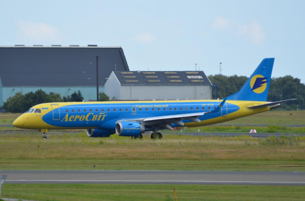 Photo of aircraft UR-DSB operated by AeroSvit Airlines