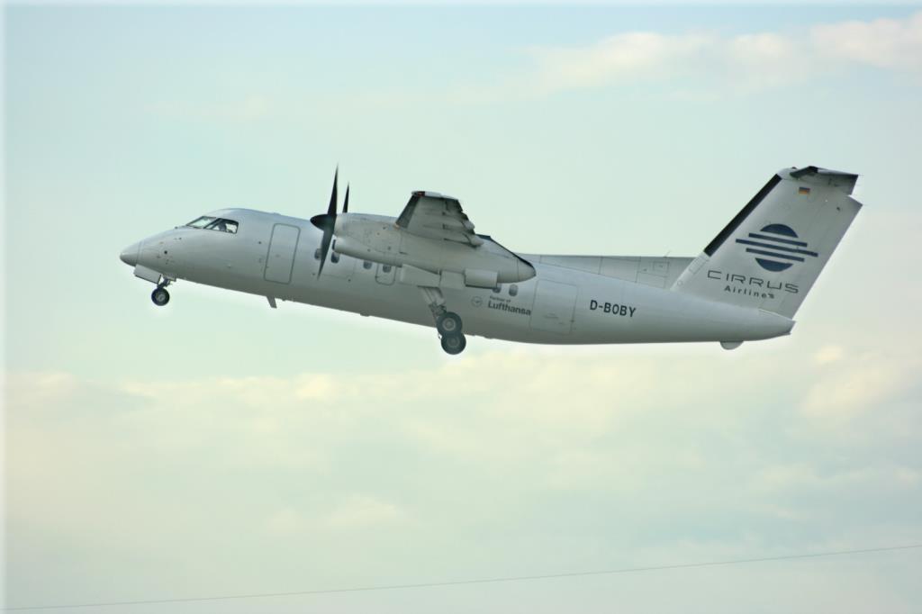 Photo of aircraft D-BOBY operated by Cirrus Airlines