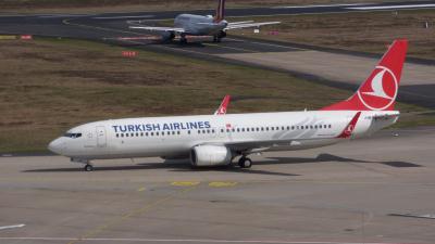 Photo of aircraft TC-JHM operated by Turkish Airlines