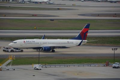 Image of aircraft registration N3733Z - A 737-832(WL) operated by Delta Air Lines