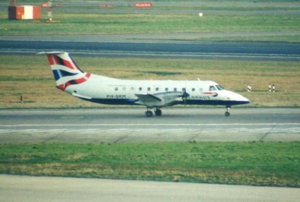 Photo of aircraft PH-BRM operated by BASE Business Airlines