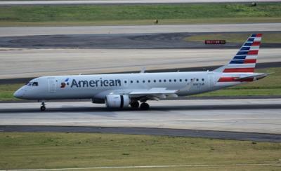 Photo of aircraft N947UW operated by American Airlines