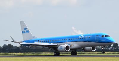 Image of aircraft registration PH-EXD - A ERJ-190-STD (ERJ-190-100) operated by KLM Cityhopper