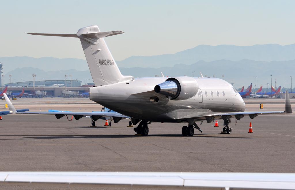 Photo of aircraft N825SG operated by MCS Leasing Inc