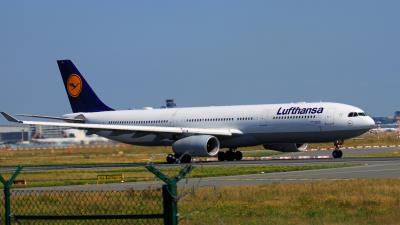 Photo of aircraft D-AIKL operated by Lufthansa