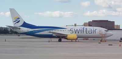 Image of aircraft registration N285XA - A 737-4Q8 operated by Xtra Airways