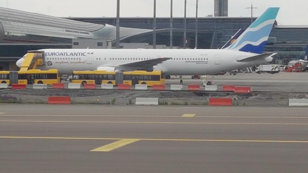 Photo of aircraft CS-TST operated by EuroAtlantic Airways