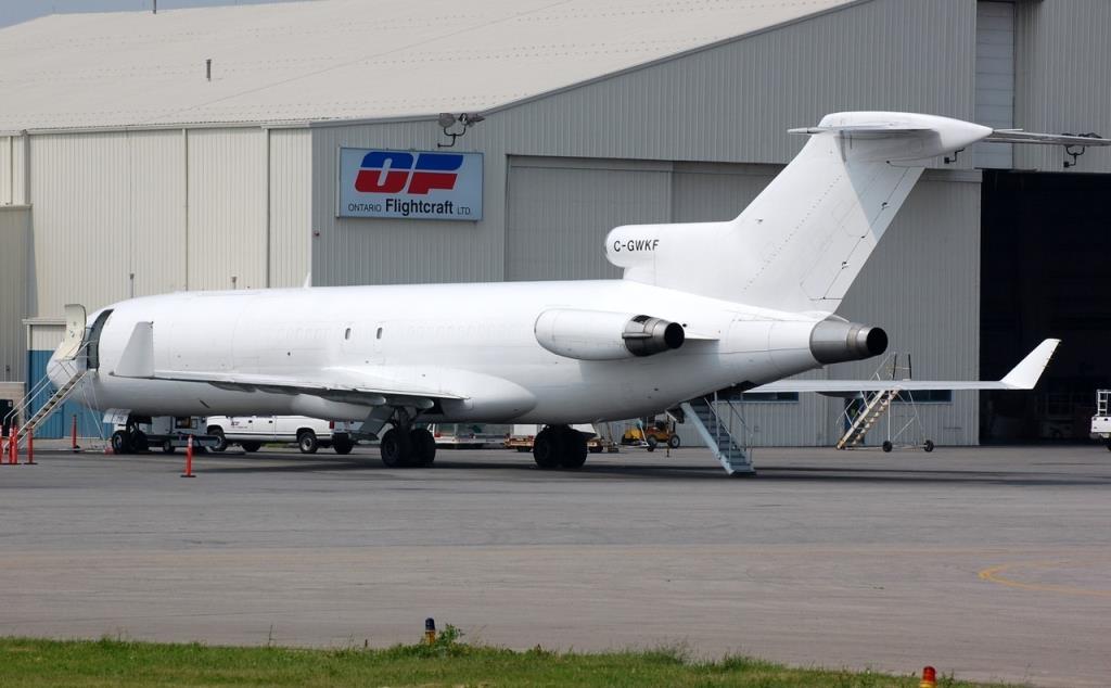 Photo of aircraft C-GWKF operated by Purolator