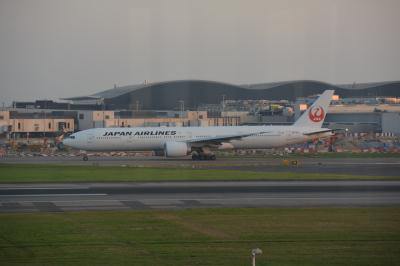 Photo of aircraft JA741J operated by Japan Airlines