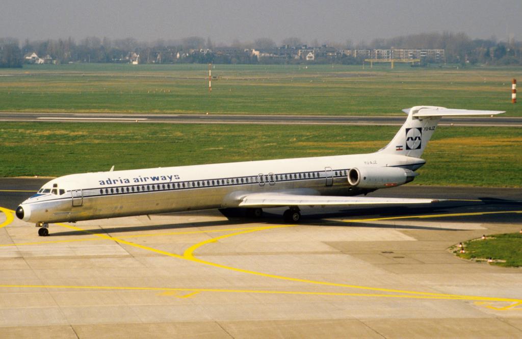 Photo of aircraft YU-AJZ operated by Inex Adria Airways