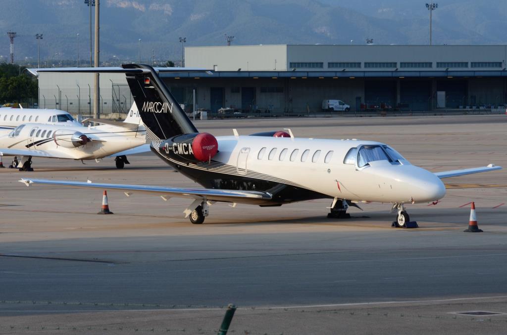 Photo of aircraft D-CMCA operated by Marc Cain GmbH