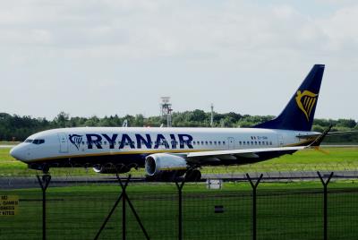 Photo of aircraft EI-IGH operated by Ryanair