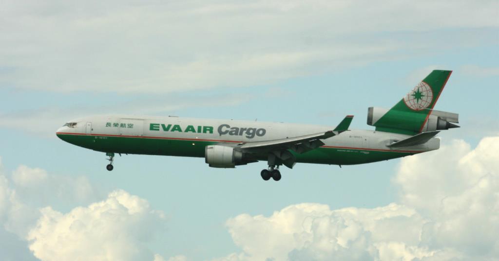 Photo of aircraft B-16101 operated by EVA Air
