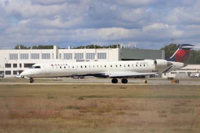 Photo of aircraft N134EV operated by Endeavor Air