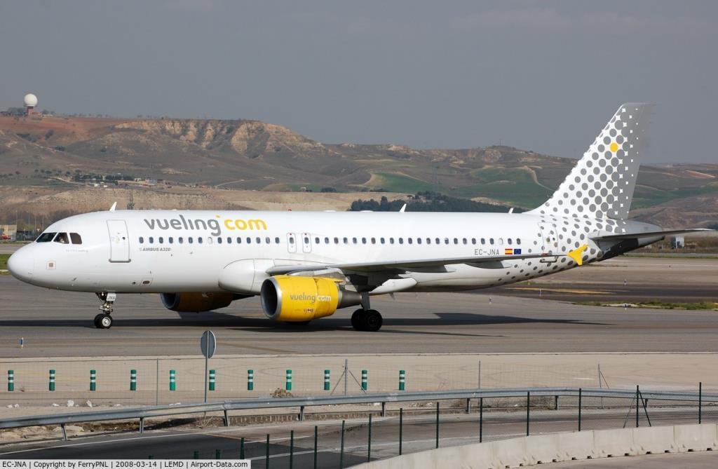 Photo of aircraft EC-JNA operated by Vueling