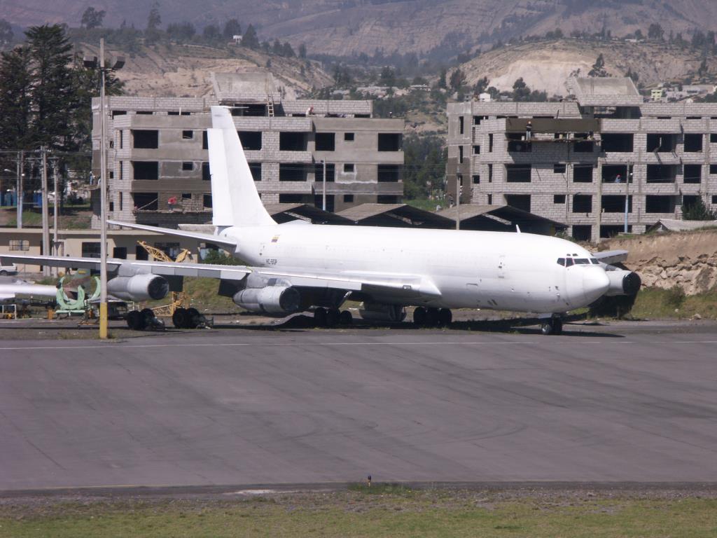 Photo of aircraft HC-BGP operated by AECA Airlines