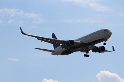 Photo of aircraft N171DN operated by Delta Air Lines