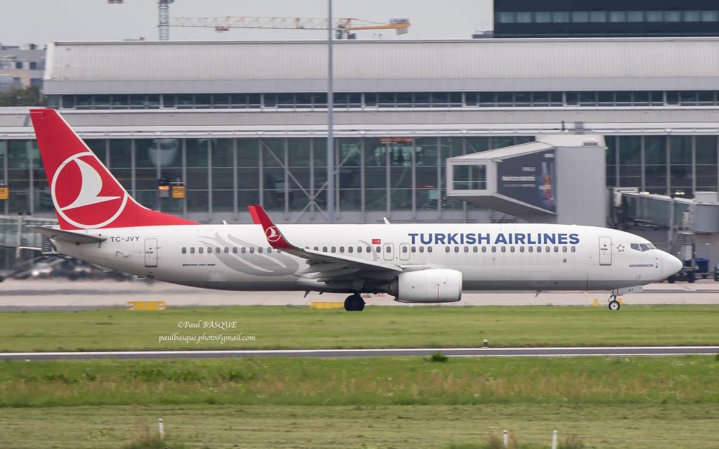 Photo of aircraft TC-JVY operated by Turkish Airlines