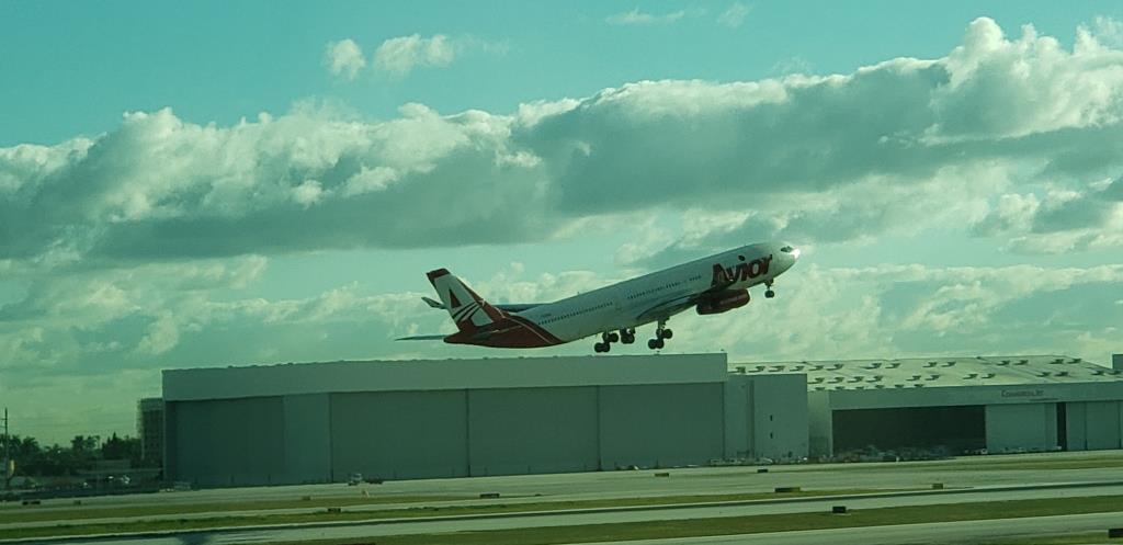 Photo of aircraft YV3292 operated by Avior Airlines