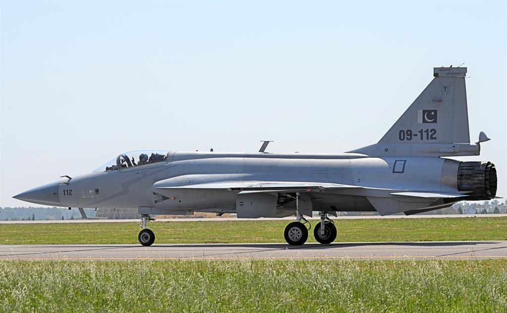 Photo of aircraft 09-112 operated by Pakistan Air Force