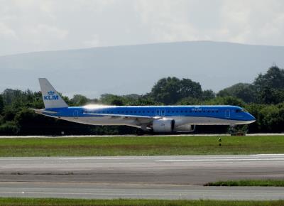 Photo of aircraft PH-NXL operated by KLM Cityhopper