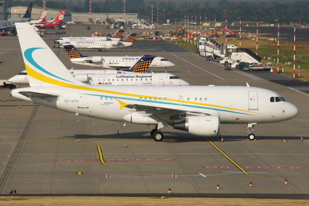 Photo of aircraft 9H-AFM operated by Comlux Aviation Malta