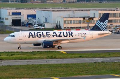 Photo of aircraft F-HFUL operated by Aigle Azur