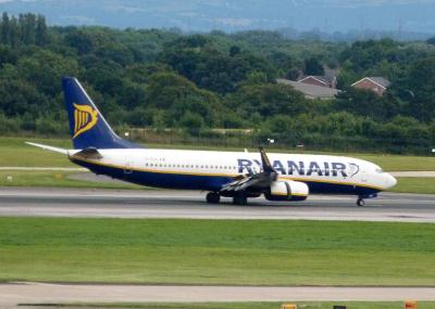 Photo of aircraft EI-EVS operated by Ryanair