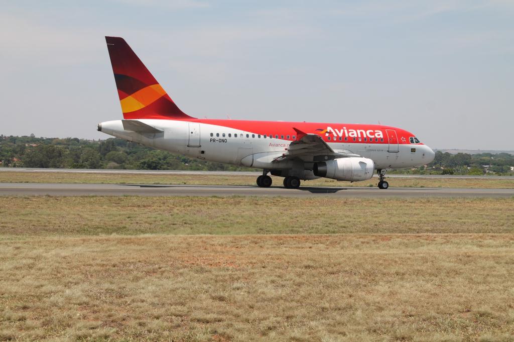 Photo of aircraft PR-ONO operated by Avianca Brasil