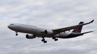 Photo of aircraft OO-SFM operated by Brussels Airlines