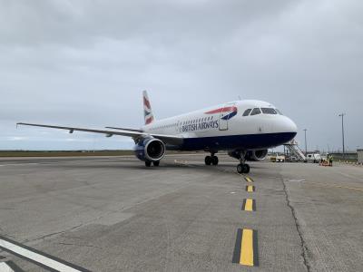 Photo of aircraft G-EUPT operated by British Airways