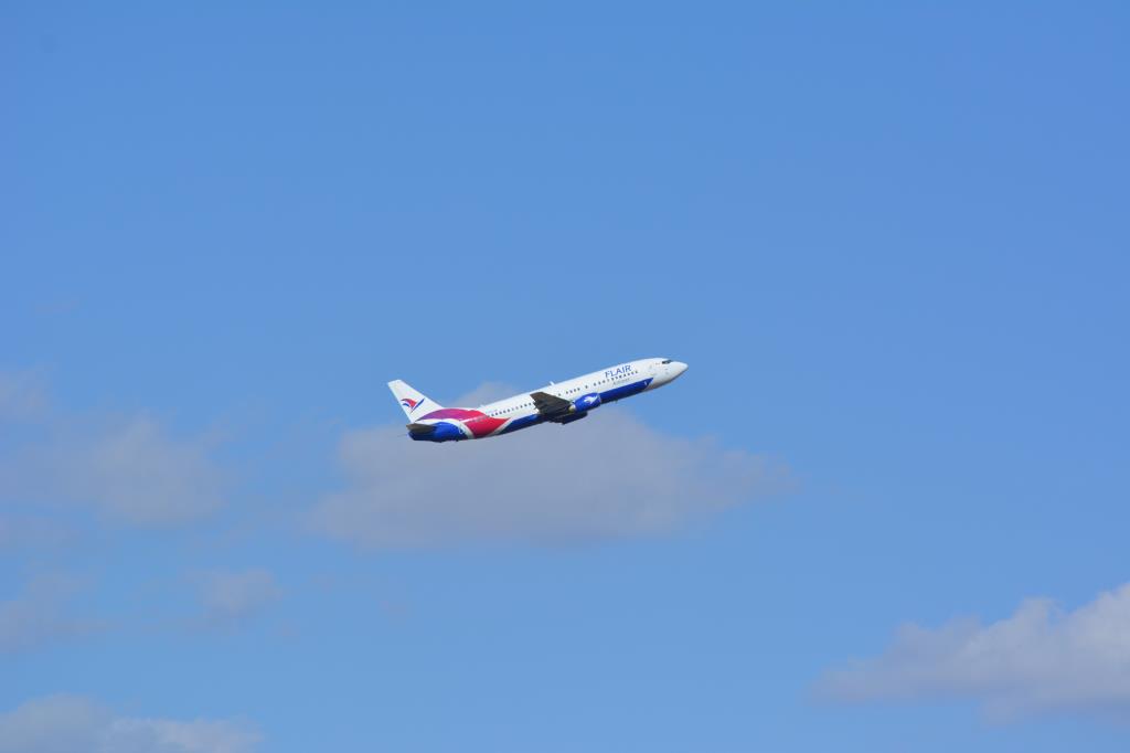 Photo of aircraft C-FLHE operated by Flair Airlines