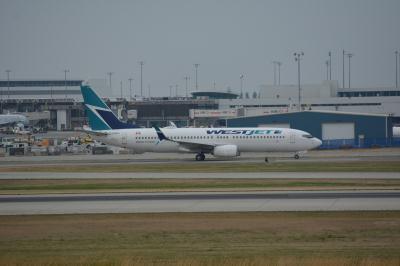 Photo of aircraft C-FWIJ operated by WestJet