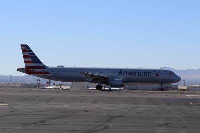 Photo of aircraft N153UW operated by American Airlines