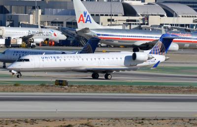 Image of aircraft registration N716SK - A CRJ-701ER operated by United Express