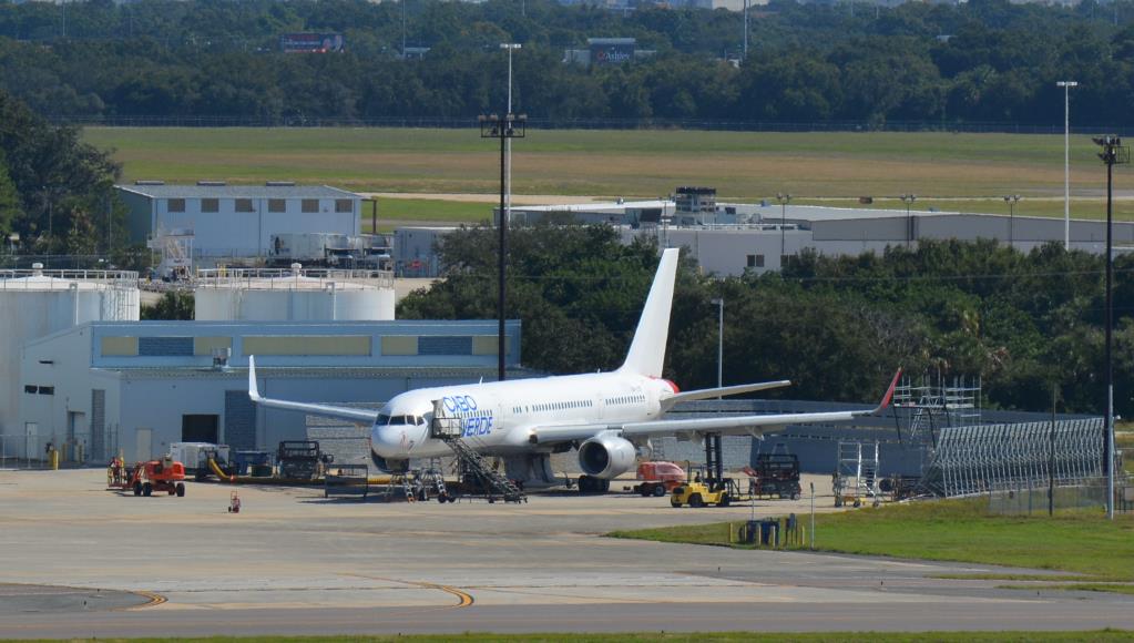 Photo of aircraft D4-CCF operated by TACV Cabo Verde Airlines