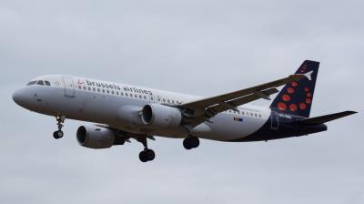 Photo of aircraft OO-SNG operated by Brussels Airlines
