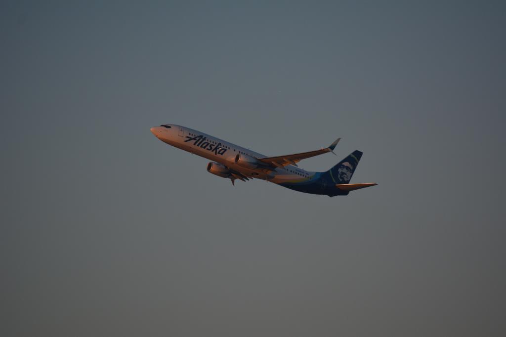 Photo of aircraft N292AK operated by Alaska Airlines