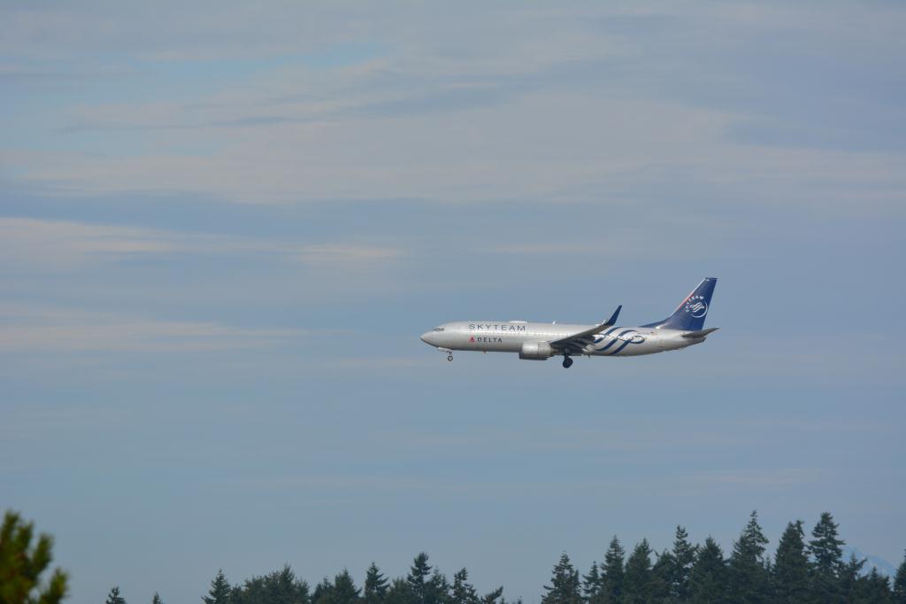 Photo of aircraft N3755D operated by Delta Air Lines