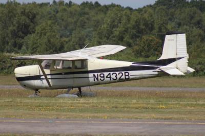 Photo of aircraft N9432B operated by International Air Services Inc Trustee