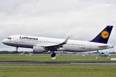 Image of aircraft registration D-AIWA - A A320-214(WL) operated by Lufthansa