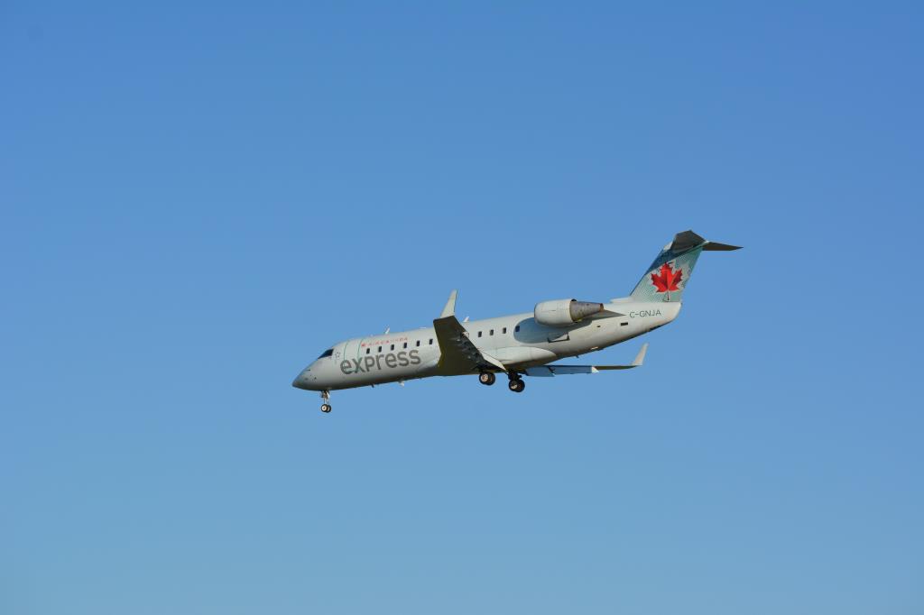 Photo of aircraft C-GNJA operated by Air Canada Express