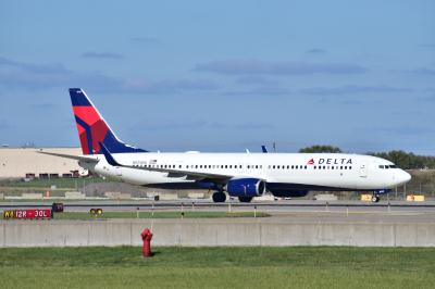 Photo of aircraft N830DN operated by Delta Air Lines