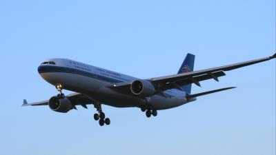 Photo of aircraft B-6515 operated by China Southern Airlines