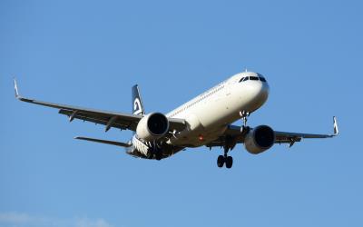 Photo of aircraft ZK-NND operated by Air New Zealand