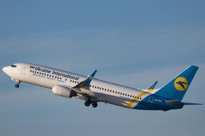 Photo of aircraft UR-PSS operated by Ukraine International Airlines