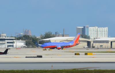 Photo of aircraft N738CB operated by Southwest Airlines